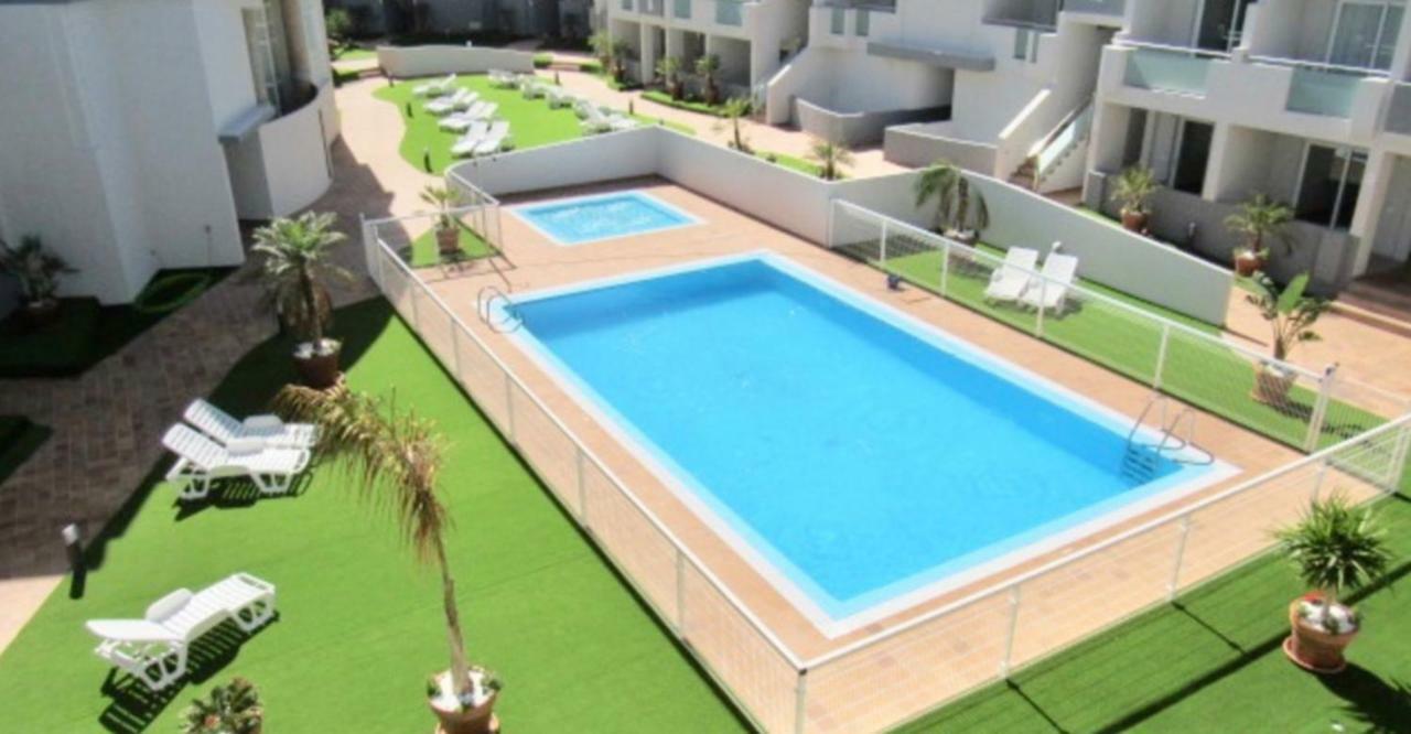 Basa Paradise - Piscina, Terraza, Wifi Y Parking Corralejo Bagian luar foto
